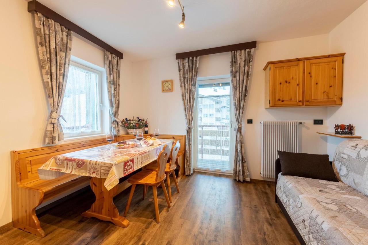 Appartamenti Residence La Roggia Pozza di Fassa Dış mekan fotoğraf