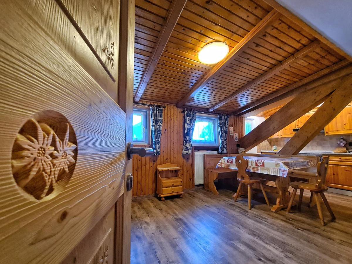 Appartamenti Residence La Roggia Pozza di Fassa Dış mekan fotoğraf